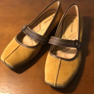 Naturalizer Cognac Leather Mary Janes